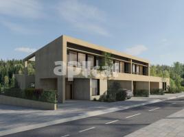 New home - Houses in, 179.00 m², near bus and train, new