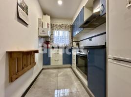 Piso, 68.00 m², cerca de bus y tren