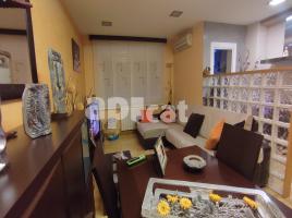 Piso, 76.00 m², cerca de bus y tren, CAP