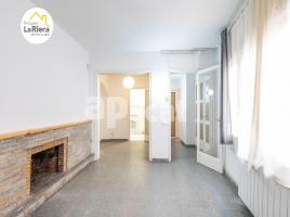 Casa (unifamiliar aislada), 157.00 m², cerca de bus y tren