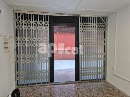 For rent business premises, 35.00 m², Avenida Lluís Companys