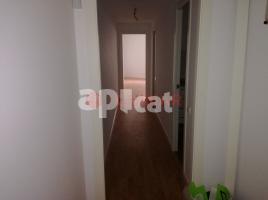 Pis, 83.00 m², prop de bus i tren, Esplugues de Llobregat