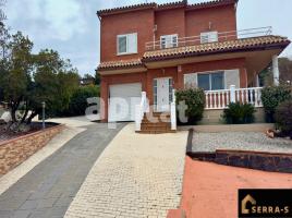  (xalet / torre), 261.00 m²