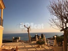 Casa (chalet / torre), 180.00 m²