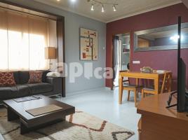 Piso, 95.00 m², cerca de bus y tren