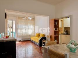 Piso, 141.00 m², cerca de bus y tren