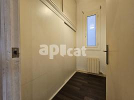 Piso, 174.00 m², cerca de bus y tren, seminuevo