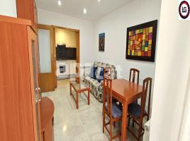 Apartament, 59.00 m², almost new, Calle Paer Casanovas, 34