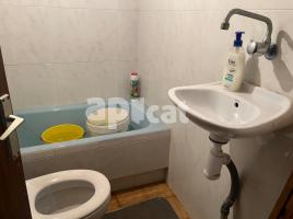 Piso, 264.00 m², cerca de bus y tren