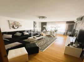 Piso, 137.00 m², Calle Mossèn Cinto Verdaguer