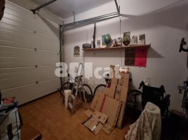 Houses (terraced house), 178.00 m², near bus and train, Calle de Josep Coroleu