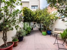 Houses (terraced house), 260.00 m², near bus and train, Calle del Vallès