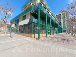 Local comercial, 1027.00 m²