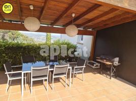 Casa (unifamiliar aislada), 231.00 m², cerca de bus y tren, La Miranda