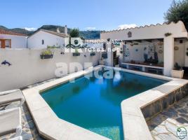 Houses (terraced house), 244 m², Zona