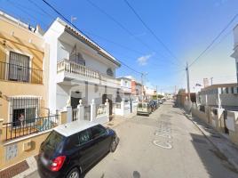 Casa (unifamiliar adossada), 102.00 m², prop de bus i tren, seminou