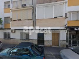 Piso, 64.00 m², cerca de bus y tren