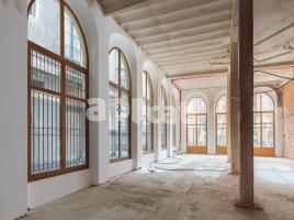 租 , 425.00 m², Calle Ample