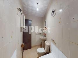 Piso, 68.00 m², cerca de bus y tren