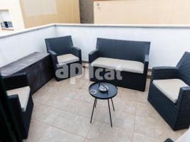 Houses (terraced house), 242.00 m², almost new