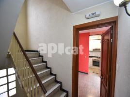 Piso, 69.00 m², cerca de bus y tren,  ( ) 