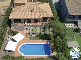 Casa (chalet / torre), 218.00 m², seminuevo, Calle de la Muntanyeta, 23