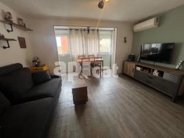 Piso, 71.00 m², cerca de bus y tren