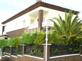 Houses (terraced house), 300.00 m², Calle de Bernat Desclot, 1