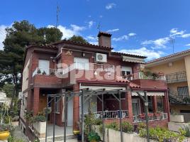 Casa (unifamiliar adosada), 195.00 m², cerca de bus y tren