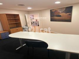 в аренду в офис, 93 m², Zona