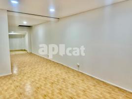 For rent business premises, 60.00 m², close to bus and metro, Calle del Marquès de Barberà