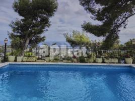 Casa (chalet / torre), 397.00 m²