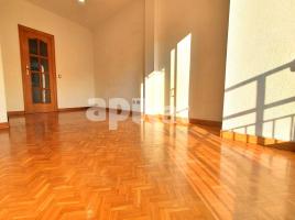 Pis, 95.00 m², prop de bus i tren
