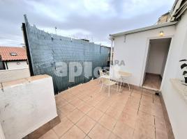 чердак, 64.00 m², pядом автобусный и железнодорожный, Marianao
