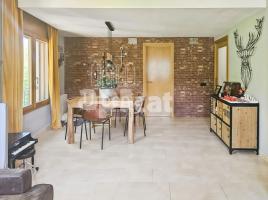 Pis, 79 m², fast neu, Zona