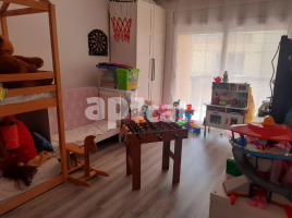 Flat, 200.00 m²
