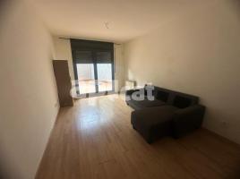 Apartamento, 73.00 m², seminuevo, Calle Palauet
