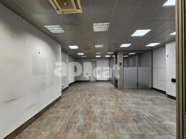 , 496.00 m², presque neuf