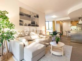 Pis, 115.00 m², près de bus et de train