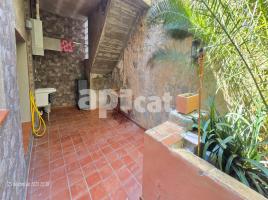 إيجار pis, 106.00 m², حافلة قرب والقطار, جديد تقريبا