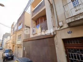  (unifamiliar adossada), 178.00 m², près de bus et de train, presque neuf, Llevant