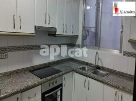 Lloguer apartament, 96.00 m², prop de bus i tren