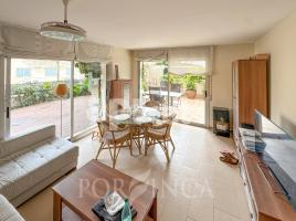 Piso, 120.00 m², cerca de bus y tren, seminuevo