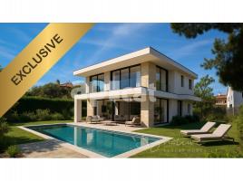 Casa (unifamiliar aislada), 295.45 m², seminuevo, Calle Urals