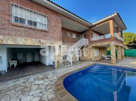 Casa (unifamiliar aislada), 382 m²