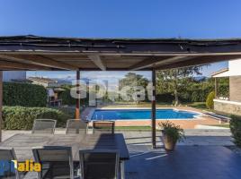 Casa (unifamiliar aislada), 162 m², cerca de bus y tren