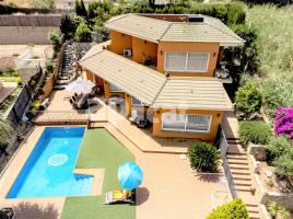 Houses (detached house), 320 m²