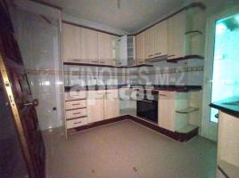 Pis, 88.00 m², Calle del Monestir de Ripoll