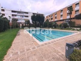 Àtic, 161.00 m², prop de bus i tren