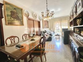 Pis, 70.00 m², على مقربة من الحافلات والمترو, Calle de Guipúscoa